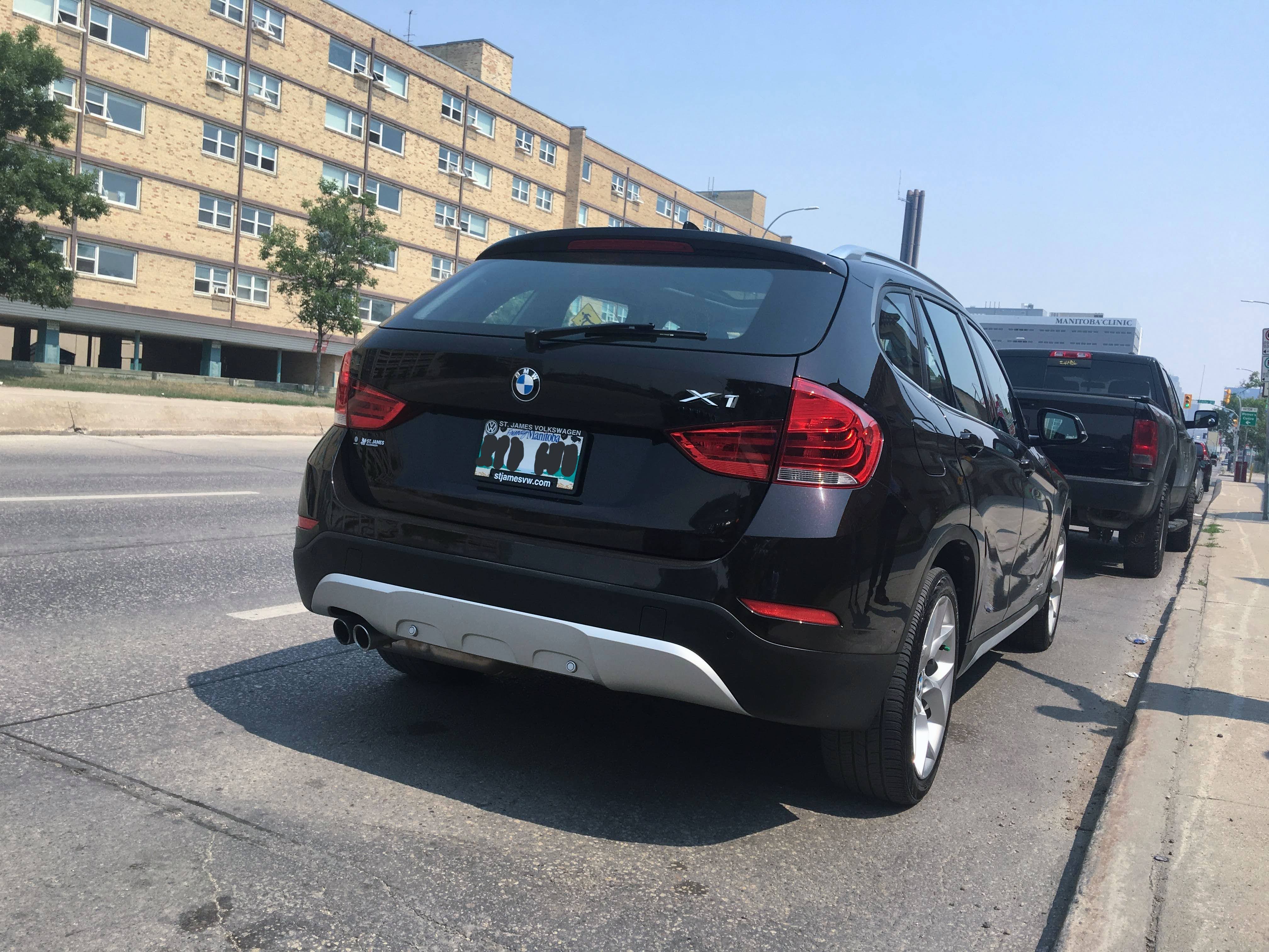 BMW x1 28i xDrive 2015 - Thumbnail 3