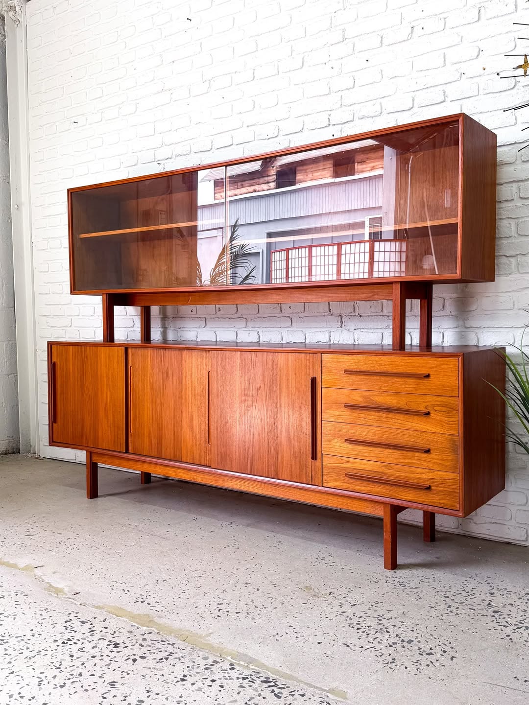 danish teak vintage credenza with floating hutch - Thumbnail 5